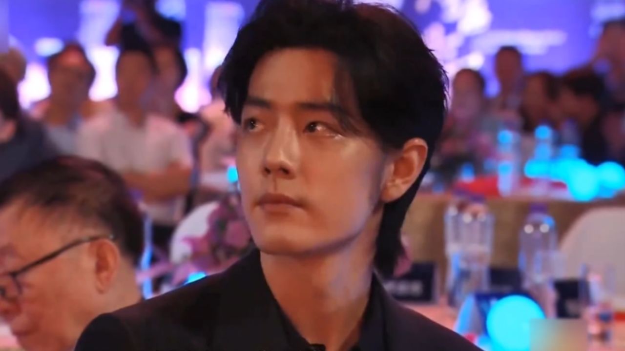 55岁伊能静又火了,唱《上海滩》少女感爆棚,网友:秦昊捡到宝了