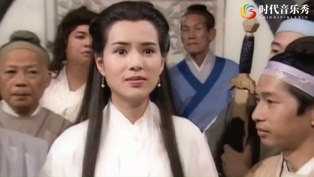 再听胡兵&希莉娜依的《归去来》 看最美小龙女的经典瞬间