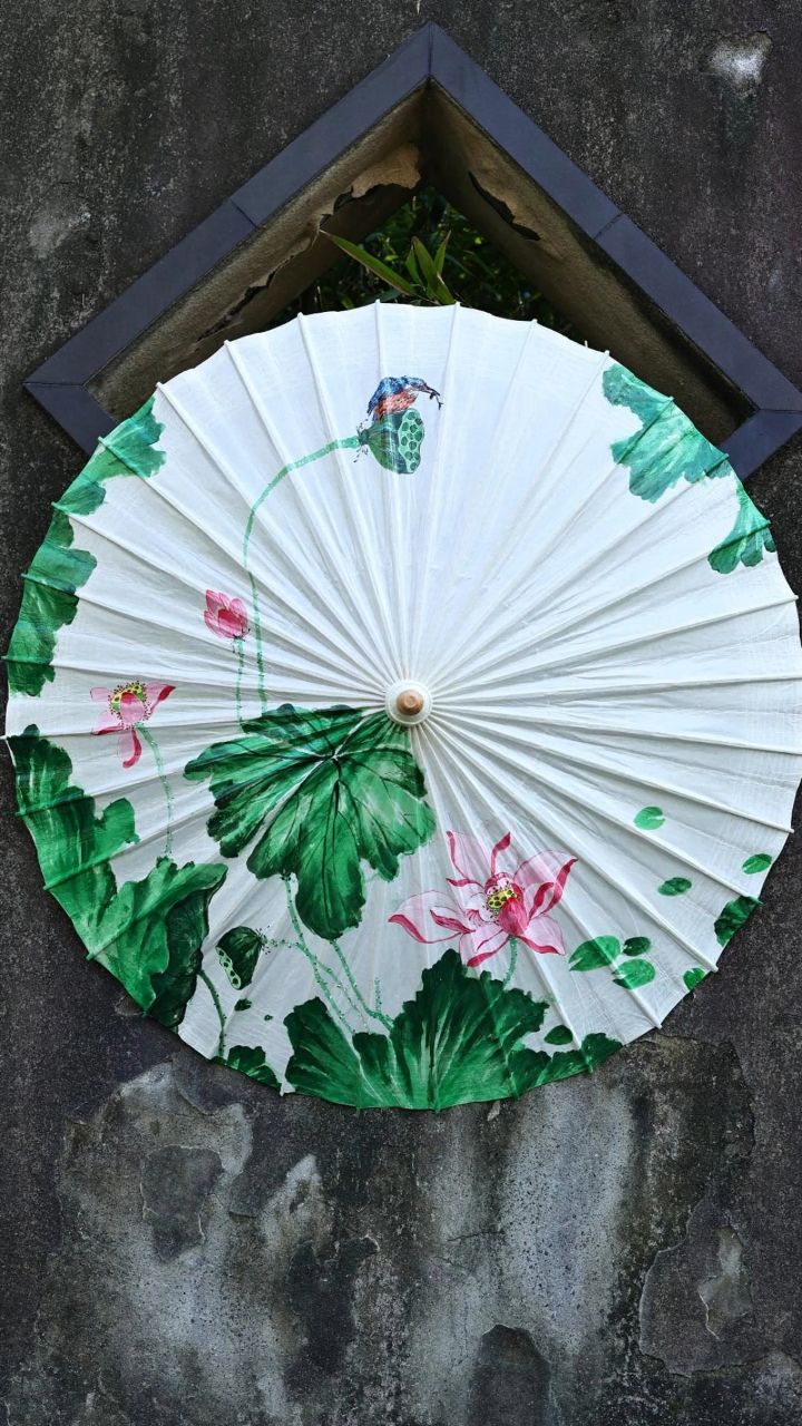 和顾客的"共同创作"#油纸伞#荷花#非遗#手工艺#传统文化