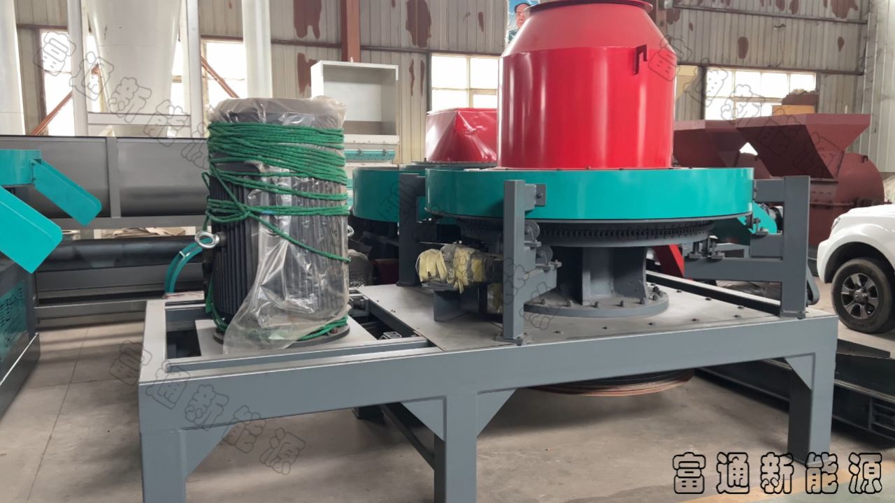 大小型号秸秆压块机木屑锯末压块机牛粪压块机#秸秆压块机#牛粪压块机