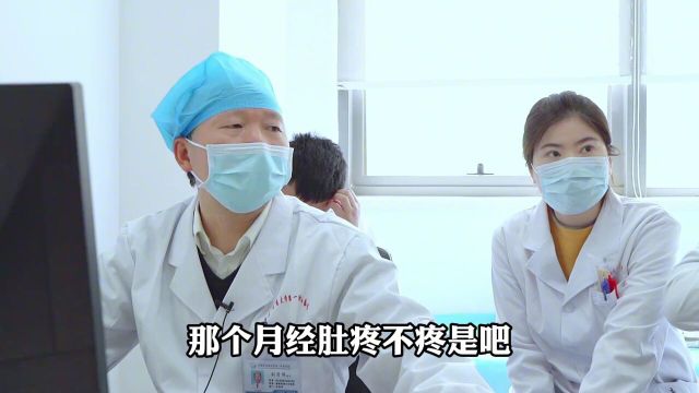 女孩满脸长痘很自卑被同学讥嘲不想上大学主任:我来还你颜值