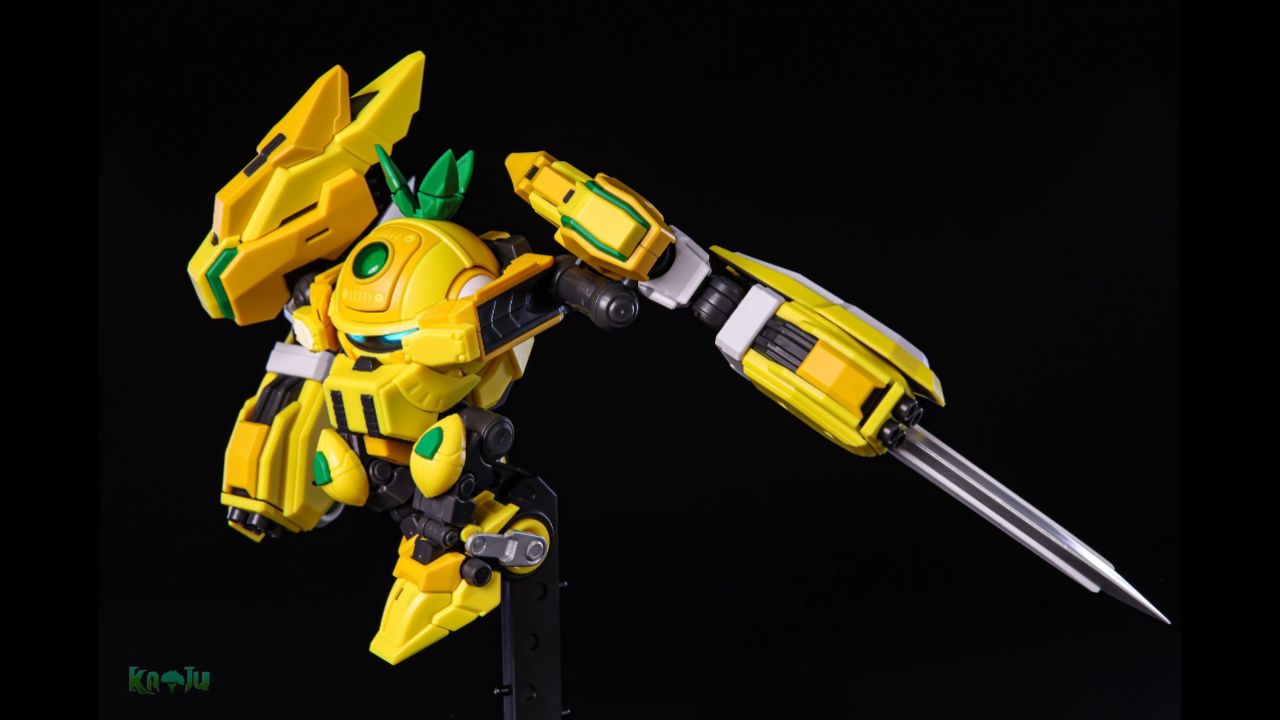 是我的童年债!壹理创玩拼装果宝特攻菠萝战宝