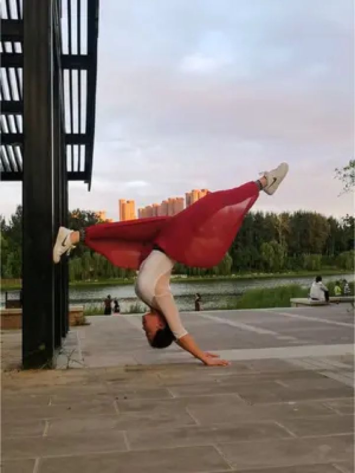 户外瑜伽.#开肩