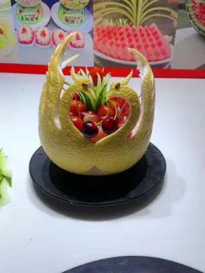 水果雕刻艺术 学员们水果雕刻 水果拼盘作品练习#全国各地招收学员