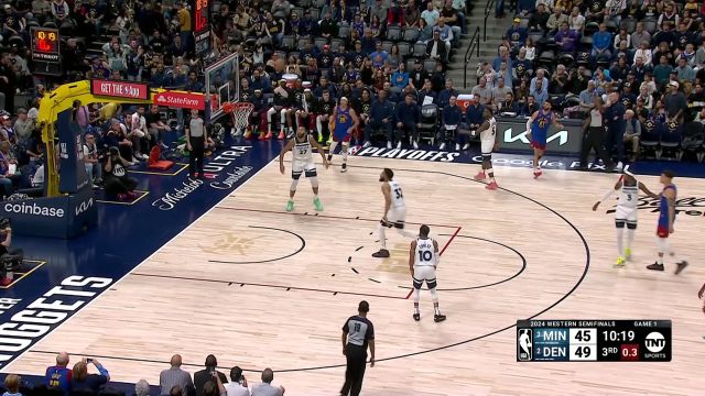 不难不进！穆雷外线金鸡独立高难度三分哨响球进