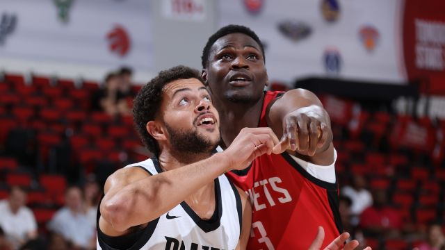 火箭95-105开拓者 钱德勒21+6穆雷20+9开拓者轻取火箭夏联收官