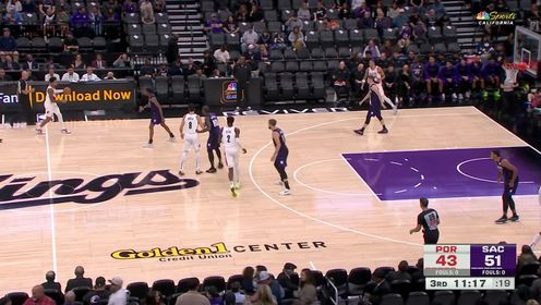 《NBA全场集锦》该我上场表演了 西蒙斯突投结合一口气连轰五分