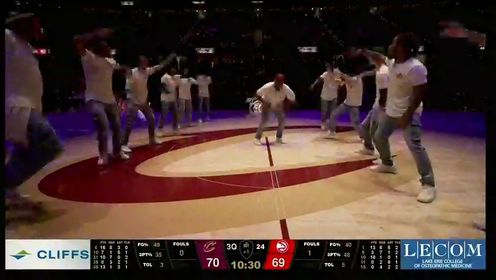 《NBA全场集锦》【回放】NBA常规赛：老鹰vs骑士第3节中文解说回放