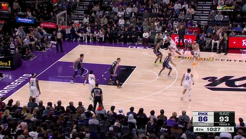 《NBA全场集锦》感觉来了怎么打怎么有 奥科吉强行杀入上篮命中