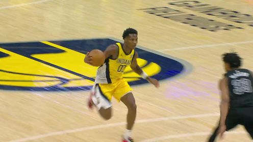 《TOP时刻》21日NBA最佳镜头 马图林笔走龙蛇的强势突破稳稳收获2+1