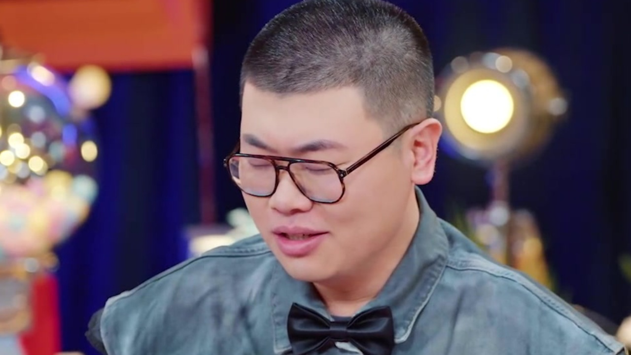 聚会抢先看：吕严唱美声唱吐了？