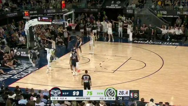 东南墨尔本凤凰vs鹈鹕第3节英文原声回放