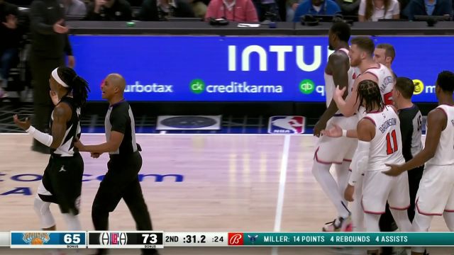 用篮球说话！兰德尔打进怒吼引冲突 小卡冷面无情回敬2+1