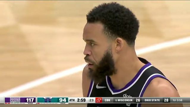NBA常规赛：国王vs黄蜂第4节英文原声回放