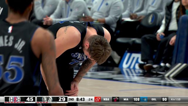 凭借手感强行开火 东契奇不讲理2+1打懵泰斯