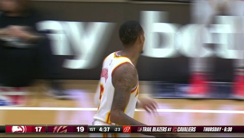 《NBA骑士》能里能外彰显全能实力 穆雷里突外投连得5分