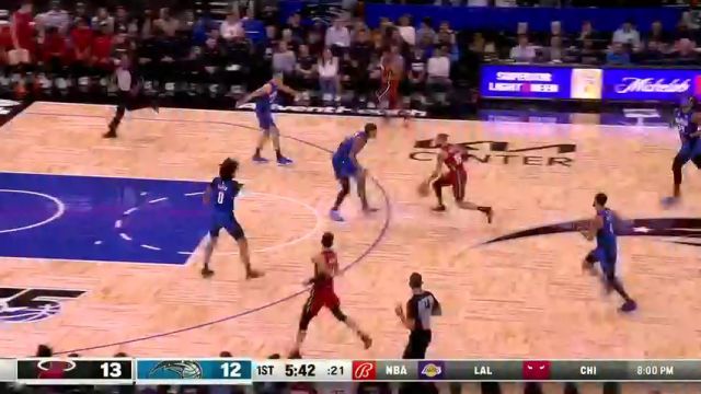 热火vs魔术第1节英文原声回放