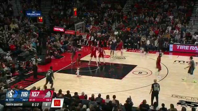 NBA常规赛：独行侠vs开拓者第4节中文解说回放