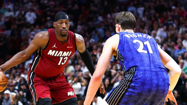 魔术vs热火五佳球 阿德巴约无视防守霸气隔扣点燃全场