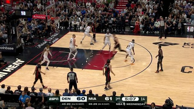 力拔山兮气盖世！阿德巴约假动作晃飞波特 飞身灌筐点燃全场