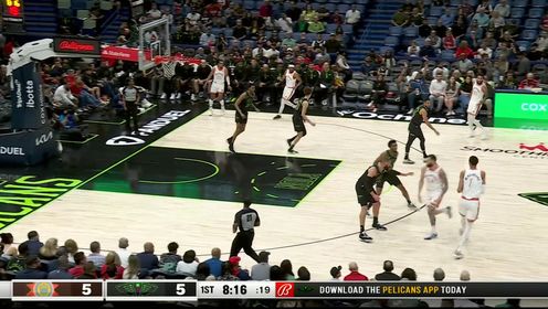 《NBA全场集锦》一个眼神你就懂！文班亚马眼观六路击地横传助攻马穆上篮打进
