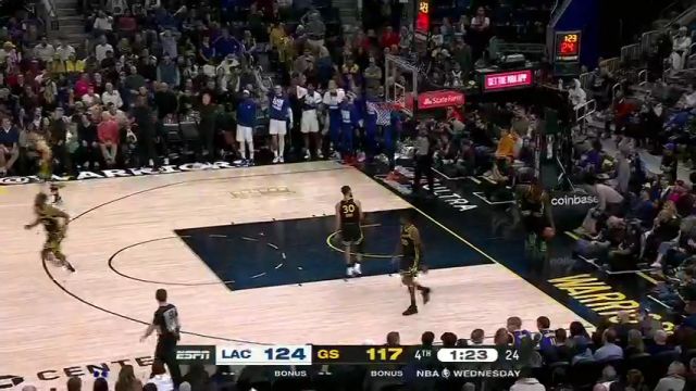 科菲三分命中再次确定领先优势 库里无敌手感立刻回击