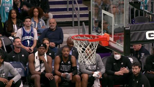 《TOP时刻》10日NBA最佳助攻 米西奇自投自抢背后妙传波库舍夫斯基三分一箭穿心