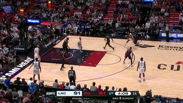 巴特勒vs快船集锦 全场21分末节连续命中关键球无力回天