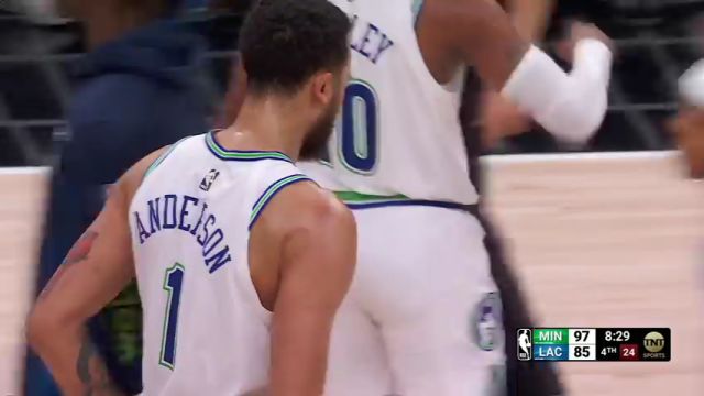 NBA常规赛：森林狼vs快船第4节英文原声回放