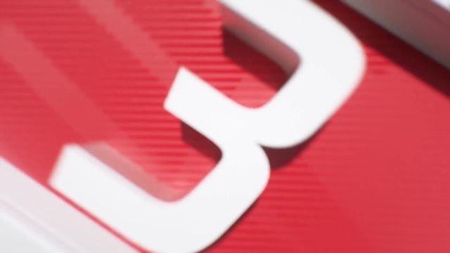 老鹰vs湖人五佳球 杰伦·约翰逊越人暴扣+拉杆背扣天赋尽显