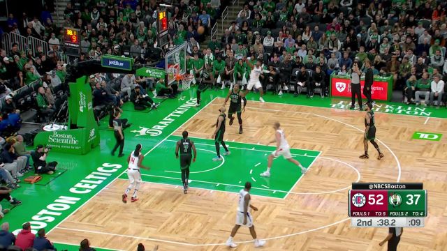 漏洞百出的机会怎能错过 哈登果断分球乔治三分穿针