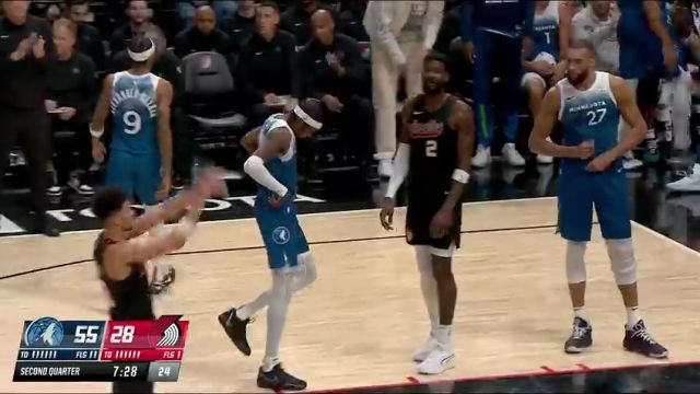 森林狼vs开拓者第2节中文解说回放