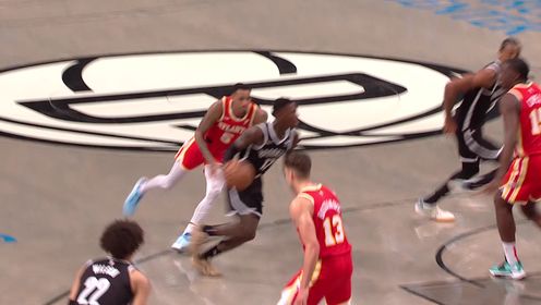 《TOP时刻》3日NBA最佳扣篮 施罗德助飞克拉克斯顿双手炸裂扣篮