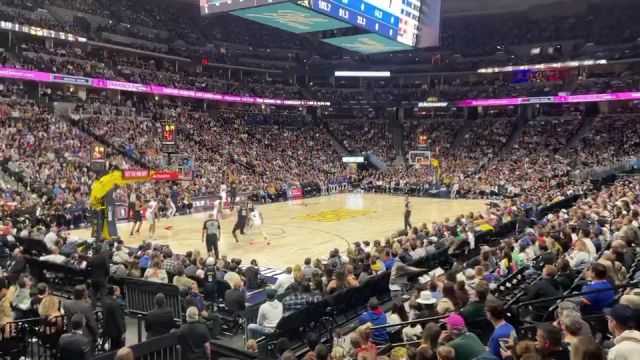 临时决定不打 丹佛主场球迷齐声高喊Where’s Embiid at?