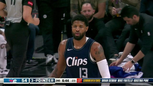 费城121-107快船 残阵76人3人20+客场击沉快船