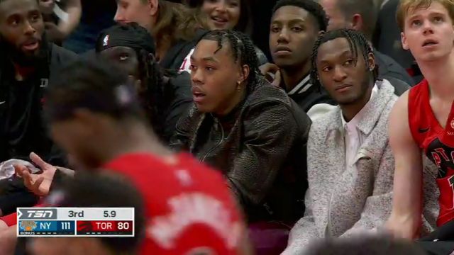 NBA常规赛：尼克斯vs猛龙中文解说全场回放
