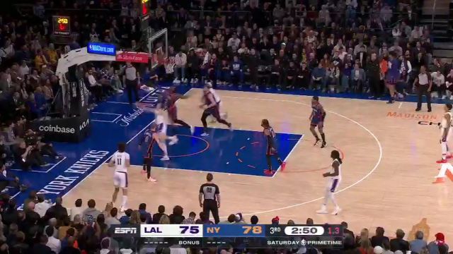 湖人vs尼克斯第3节中文解说回放