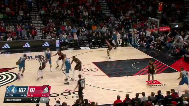 森林狼vs开拓者第4节英文原声回放