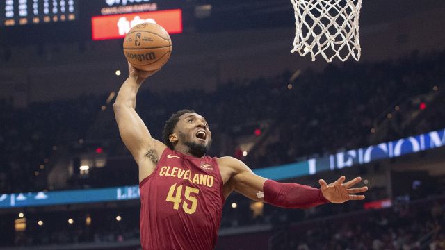 米切尔vs公牛集锦 全场30+6+7里突外投率队取胜