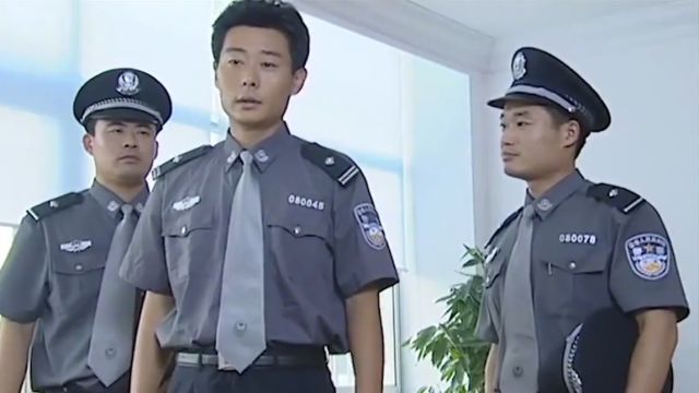 黑警被抓,以为警方没证据,没想下秒一看招供人慌了