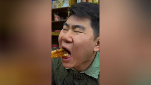 儿时的香辣豆皮吃一口就忘不了！_高清