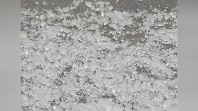 山西:部分地区出现雪霰,属固态降雪一种