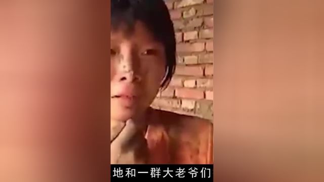 考上大学交不起学费,18岁女孩去工地搬水泥,邻居提起她嚎啕大哭#真实事件#寒门学子#励志#孙爱花 1