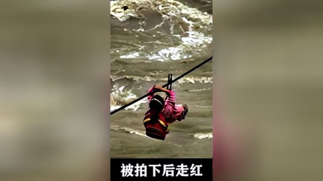 云南女孩溜索过江,被拍下后走红网络,17年过去后现状如何?