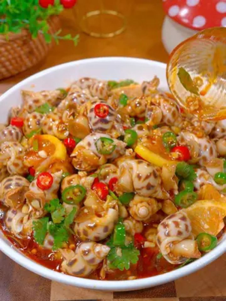 以后花螺不要总是白灼了,像我这样做成捞汁花螺口感爽脆太好吃～#捞汁