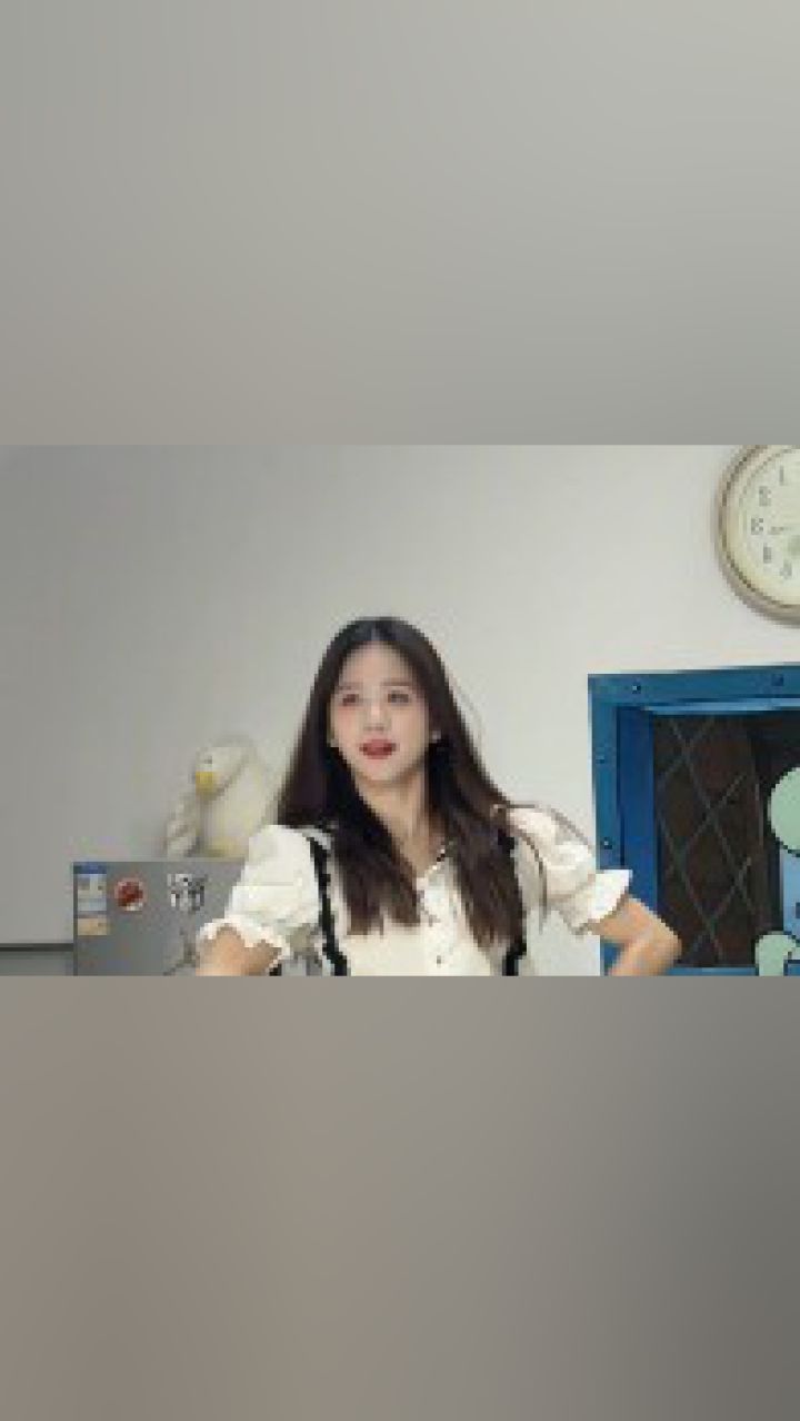 打比赛怎么能没有小芸的应援呢pgcpgc全球总决赛山城助威pgc甜妹哑巴