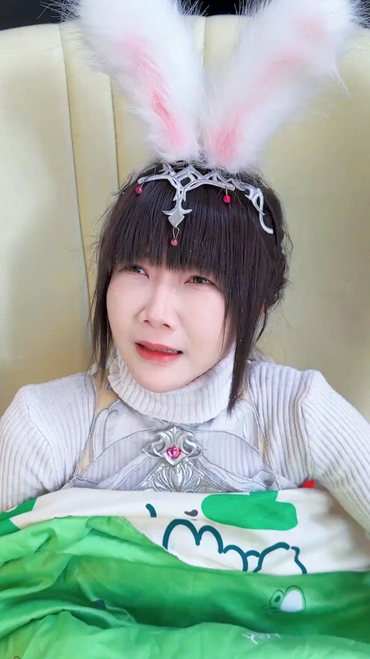 小舞生了好大的孩子