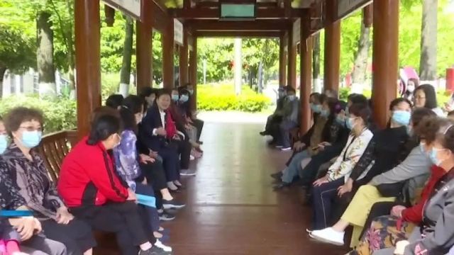 省党代表回基层|袁琴:以省党代会精神为指引 努力提高居民的“幸福指数”