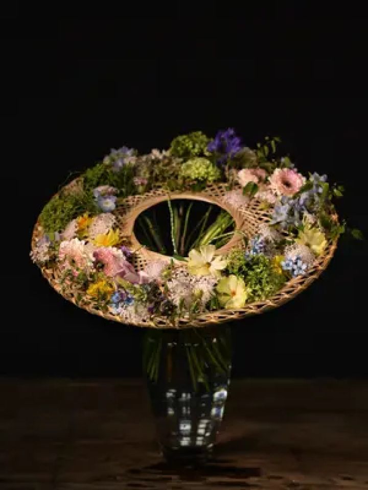 法式架构|抬头看星星 它们为你而闪耀#见花如面 #架构花艺 #花艺培训