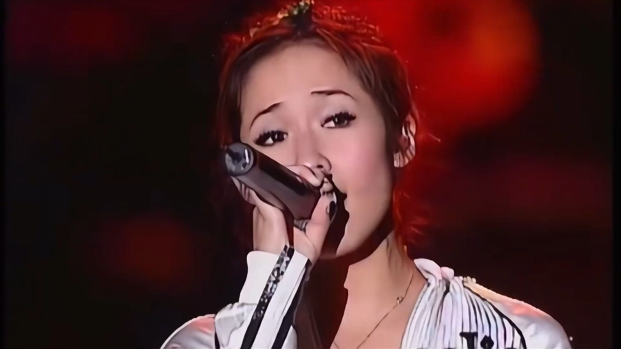 抖音歌曲年少的风_18年11月的抖音歌曲_抖音歌曲年少无知太轻狂歌词